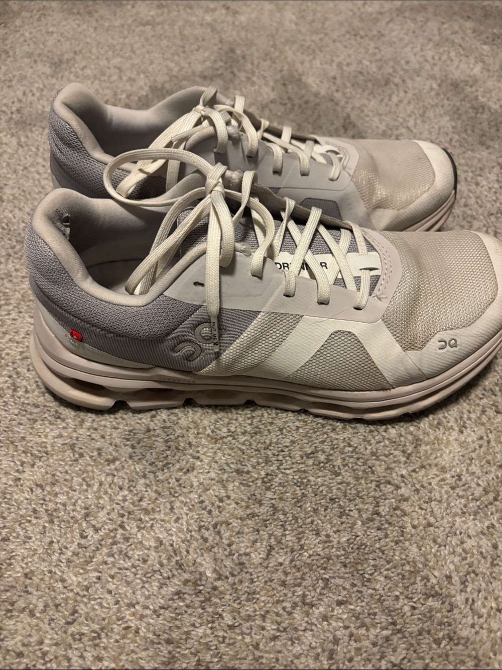 On cloud runner sneakers